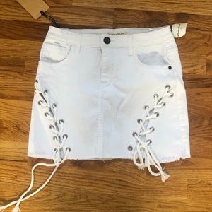 Lace up skirt
